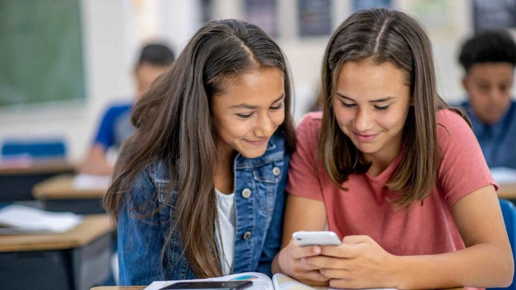 800 Inappropriate Kahoot Names Funny, Hilarious & Good For Friends
